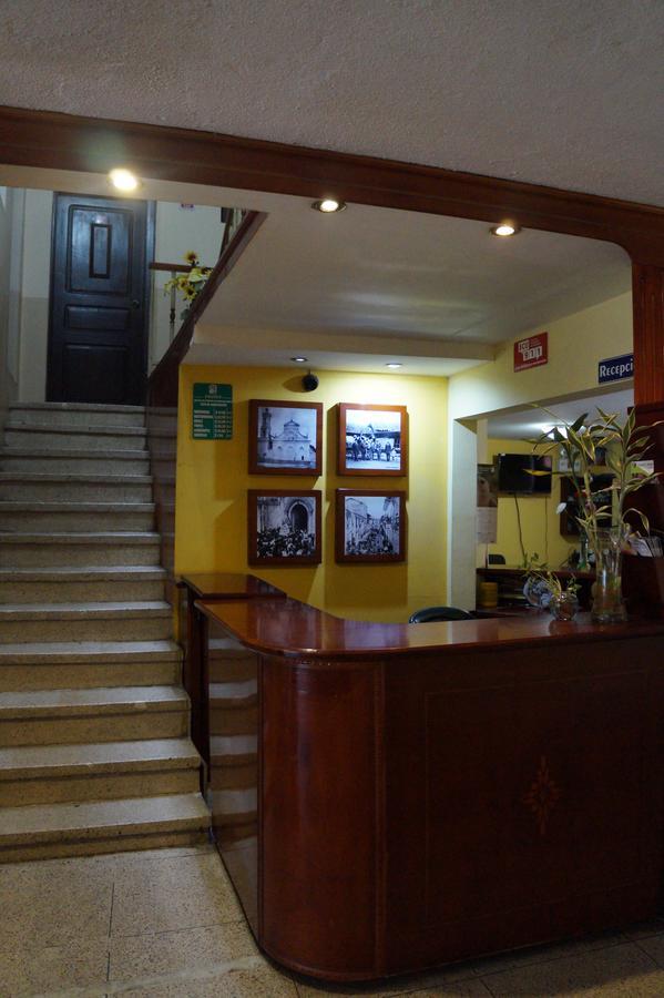Hostal Pucara Loja Exterior foto
